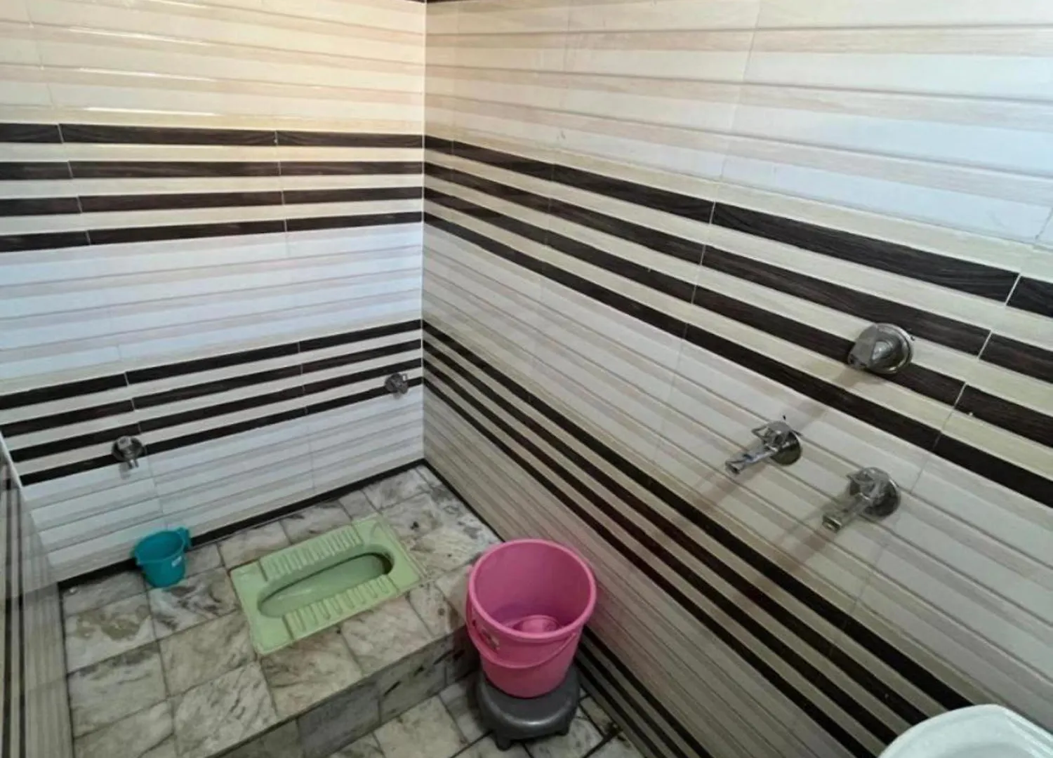 Hotel Shivaa Aashram Near Kashi Temple With Free Internet Service  Βαρανάσι