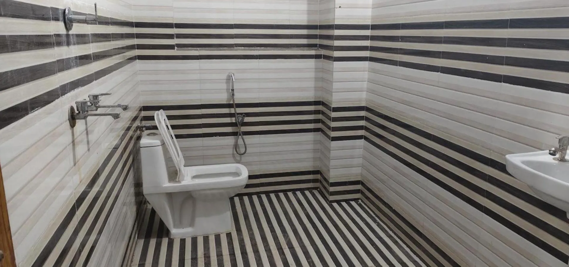 Hotel Shivaa Aashram Near Kashi Temple With Free Internet Service  Βαρανάσι